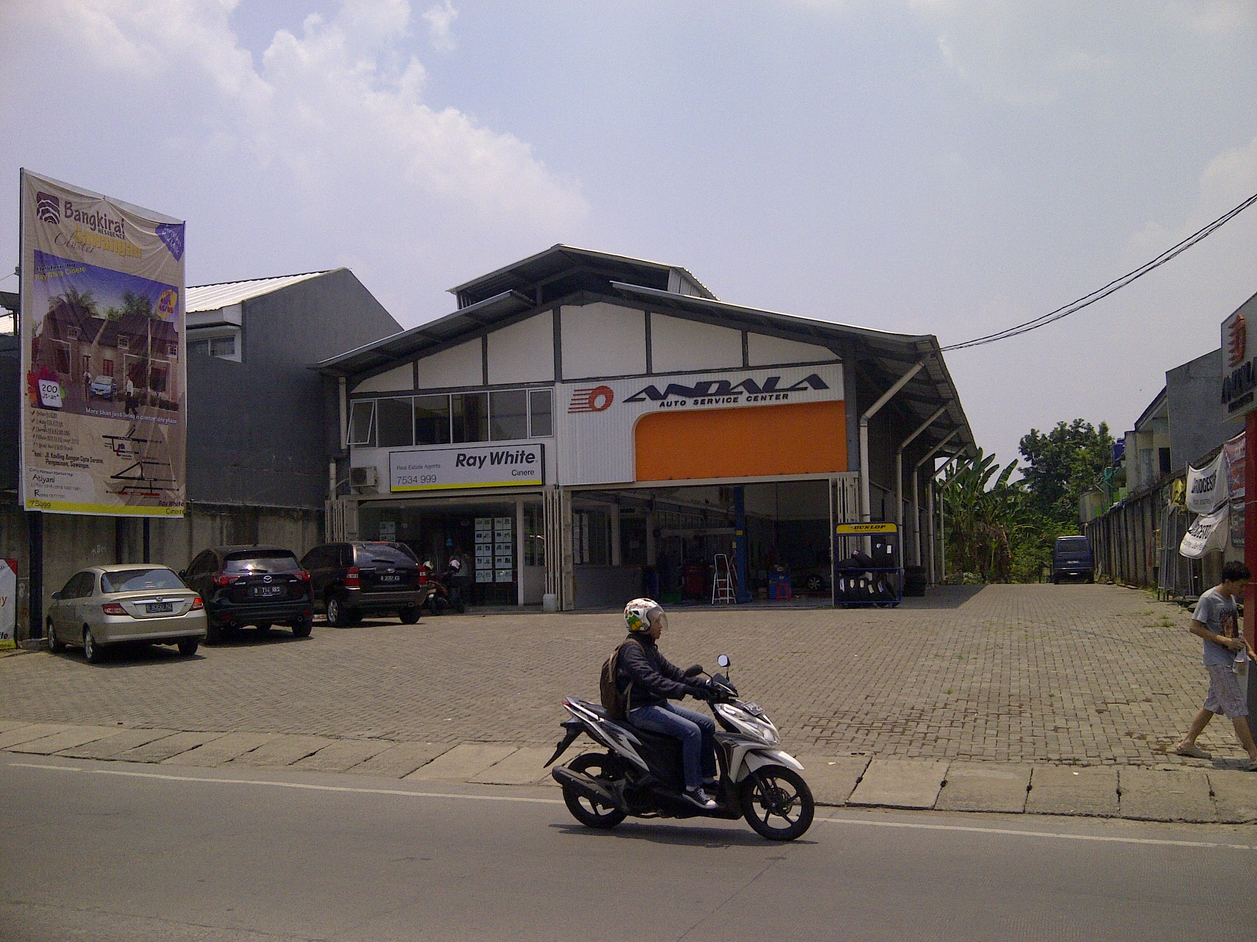 ANDALA AUTO CINERE